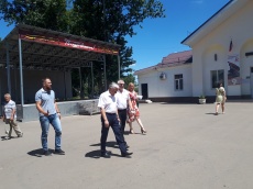 25.06.2020 в Южно-Кубанском сельском поселении осуществлял работу депутат Законодательного Собрания Краснодарского края Сергей Викторович Жиленко. 
