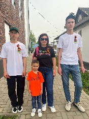 27b5b808-d544-4b75-b080-57e390a216e3.jpg
