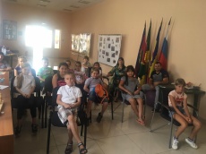 Показ документального фильма