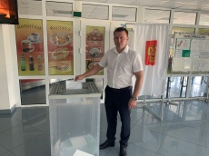 Глава Динского района Евгений Пергун проголосовал на выборах депутатов Законодательного Собрания Краснодарского края