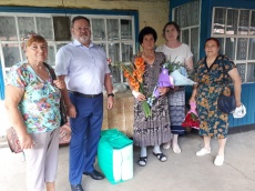 С 90-летним юбилеем поздравили Дмитренко Нину Михайловну