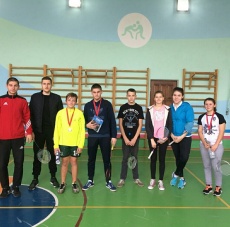 Турнир по бадминтону