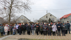 В День защитника Отечества в Южном состоялась церемония возложения цветов и венков к Обелиску землякам, погибшим в годы Великой Отечественной войны. 