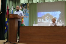 В рамках традиционных объездов глава Динского района Сергей Жиленко посетил Южно-Кубанское сельское поселение.