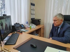 За поддержкой к депутату!