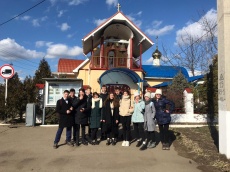 Настоятель Храма Преображения Господня  поздравил молодежь праздником Сретения Господня и Днём Православной молодёжи