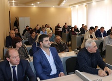 Глава района Сергей Жиленко провел рабочее совещание с организаторами сельскохозяйственных ярмарок
