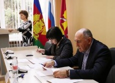 В администрации района прошло совещание по мобилизации недоимки в консолидированный бюджет края