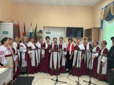 В Культурно-досуговом центре поселка Южный состоялся праздничный концерт ко Дню пожилого человека