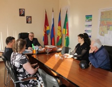 Глава поселения провел прием граждан по личным вопросам 